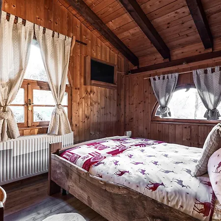 Randis Farm stay Piano d'Arta